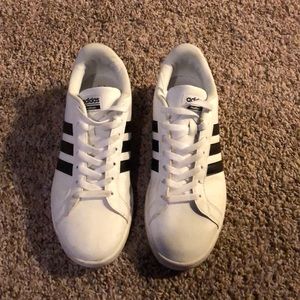 Adidas tennis shoes